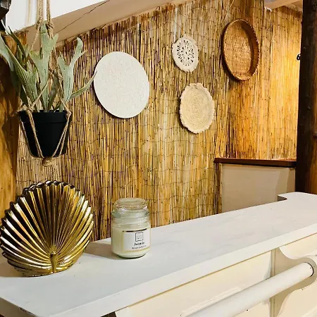 La Maison Tilia Гостевой дом *