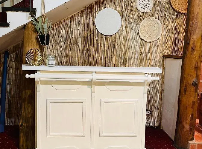 Penzion La Maison Tilia Besseges
